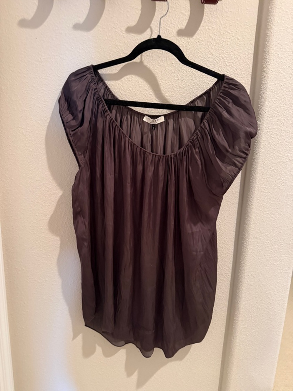 Halston Heritage Lightweight Scoop Neck Women's Top in Gray/green